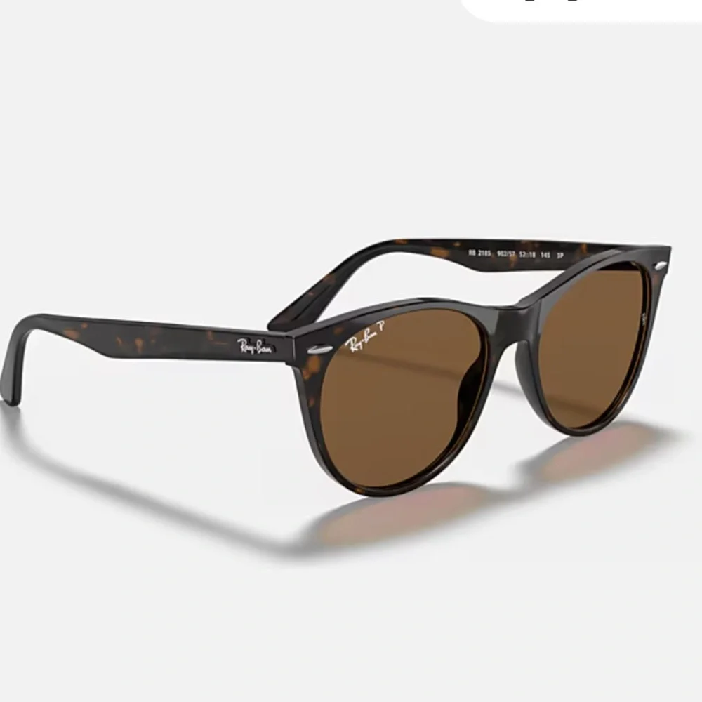 Ray-Ban Wayfarer Classic Sunglasses
